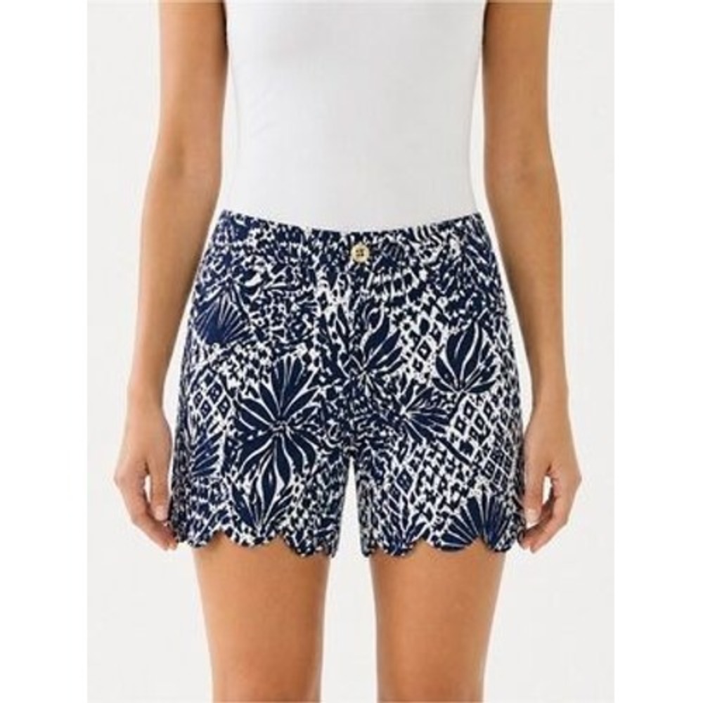Lilly Pulitzer Buttercup Scallop Hem Shorts Navy Blue White Shell Print Size 6